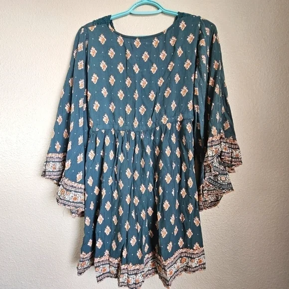 Boho Angie V-Neck Bell Sleeve Dress womens size s - Picture 4 of 10